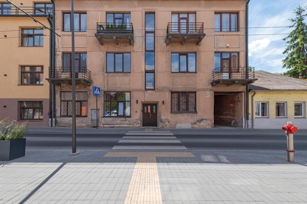 White 1 Bd Old Town Apartment By Hostlovers Kaunas Exterior foto