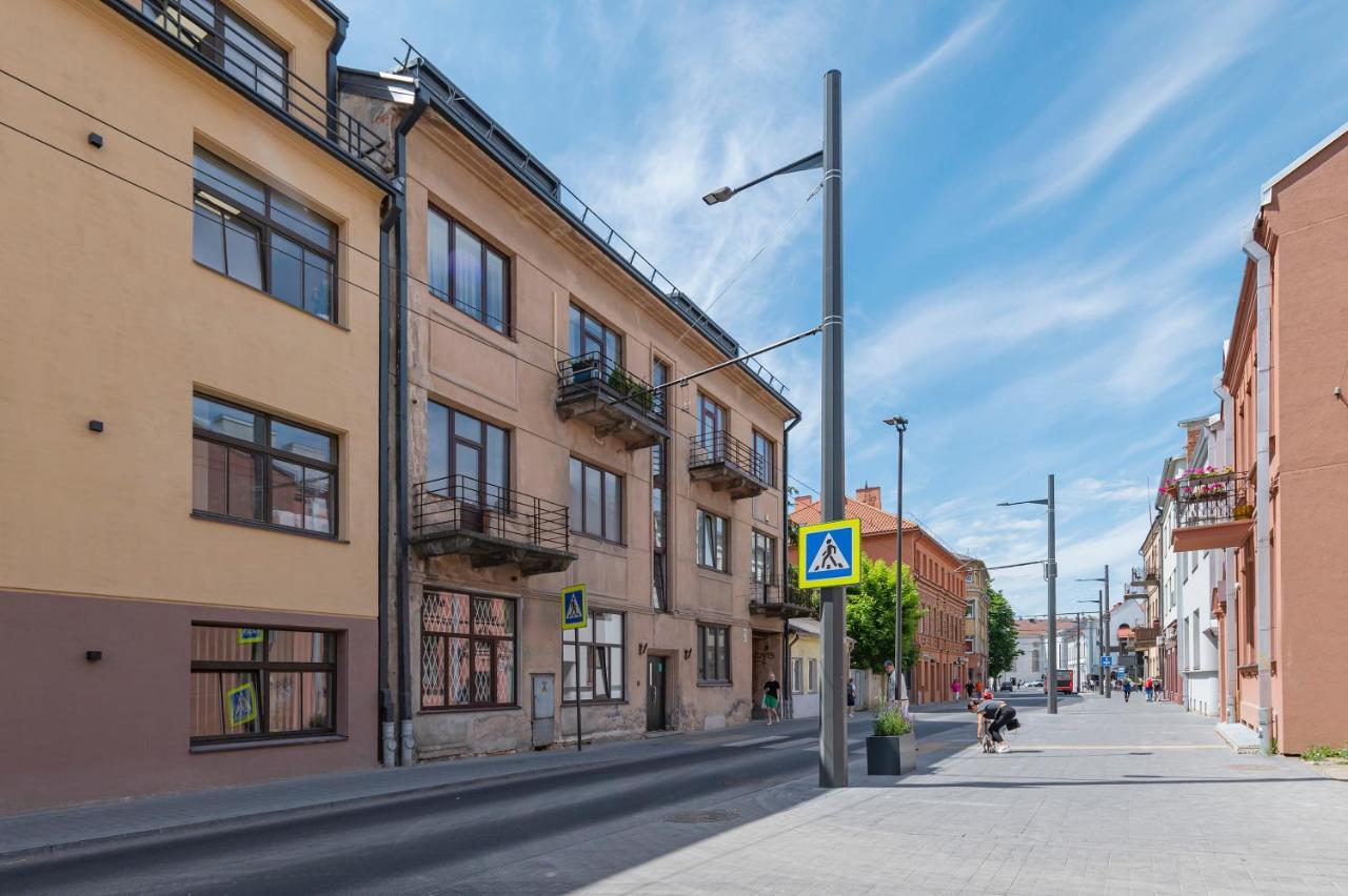 White 1 Bd Old Town Apartment By Hostlovers Kaunas Exterior foto
